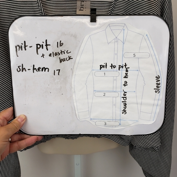 Audrey 3+1 bubble sleeve crop top - Picture 10 of 10